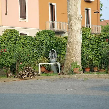 Studio In Baggio Daire *