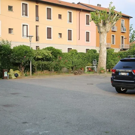 Studio In Baggio Apartmán